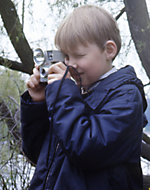 Hans using his Kodak Brownie Starmite camera